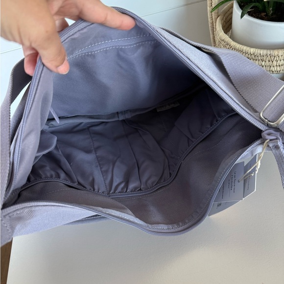 NWT BEIS The Carryall Crossbody - Lavender - Picture 4 of 7